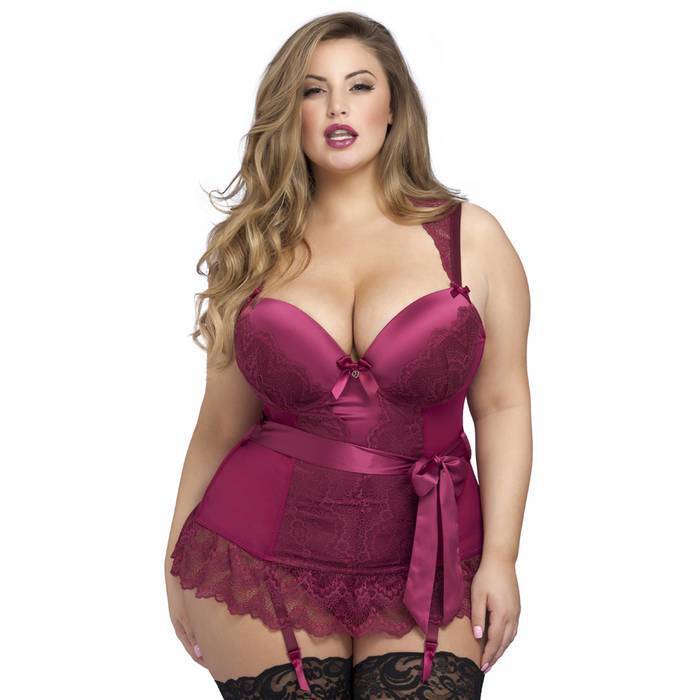 Lovehoney Plus Size Moonlight Wine Plunge Basque Set