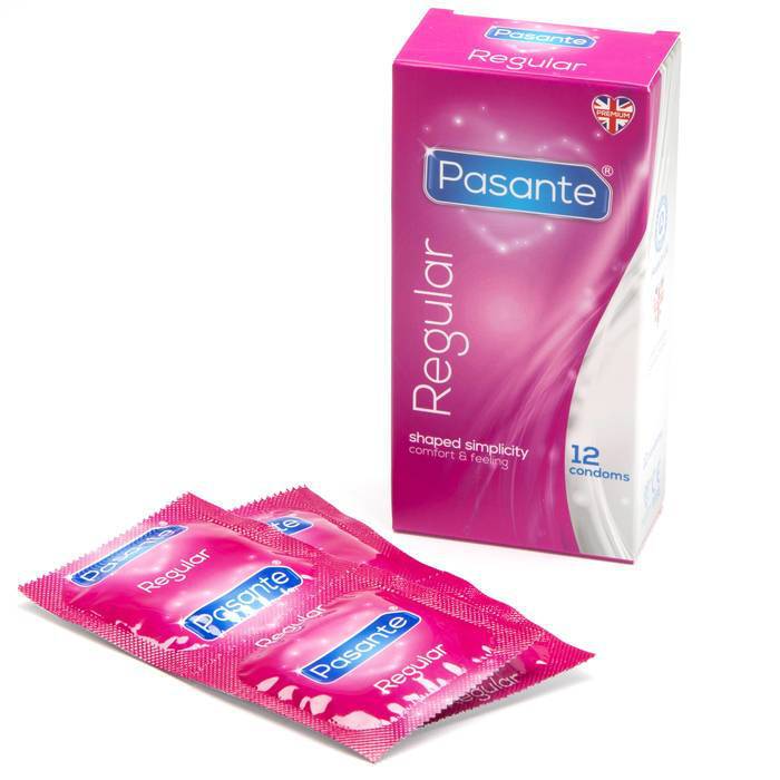 Pasante Regular Condoms (12 Pack)