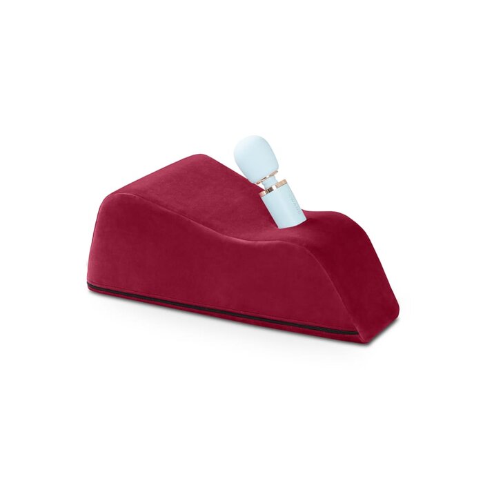 Wanda Magic Wand Toy Mount - Merlot