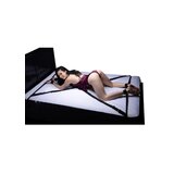 Interlace Bed Restraint Set