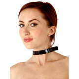 Patent Leather Buckle Collar in Black